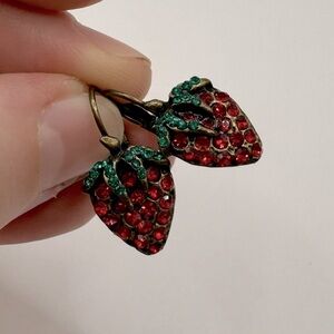 VINTAGE Crystal Strawberry Earrings
